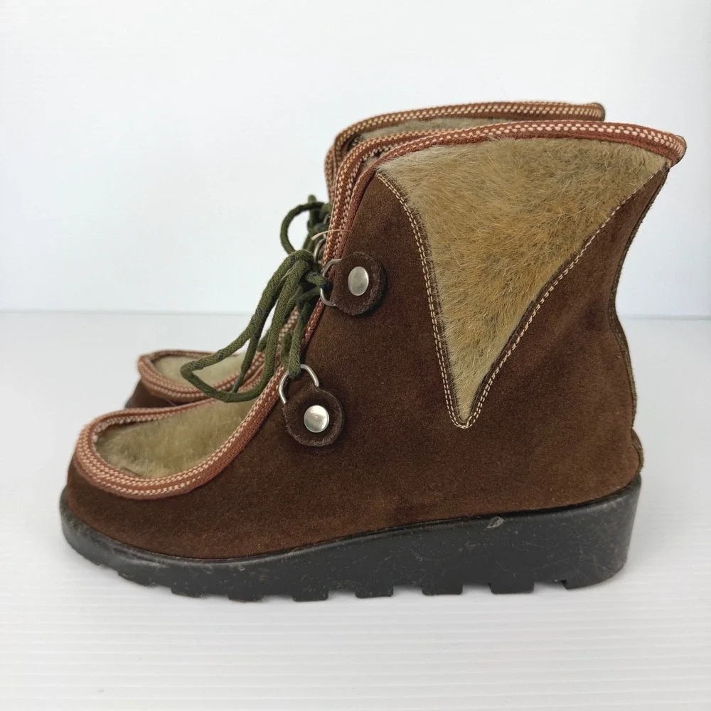 Vintage Made in Italy Brown Suede Faux Fur Apres Ski Boots Womens 9 Lug Sole‎